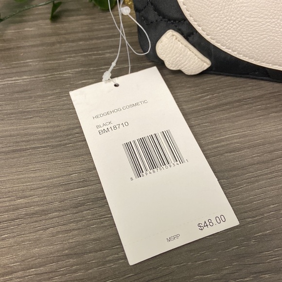 NWT Betsy Johnson Hedgehog 🦔 Cosmetic Bag - Picture 5 of 14